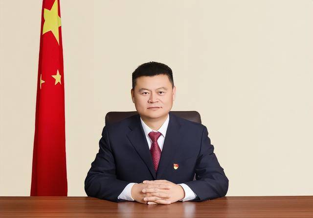 付勇，任上被查