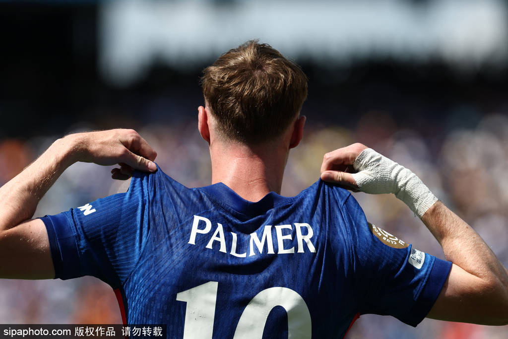 世俱杯-帕尔默2射1传佩德罗破门 切尔西3-0巴黎夺冠军