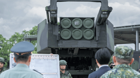 大陆连续两大动作，赖清德按不住岛内了？关键时刻，美军态度巧妙