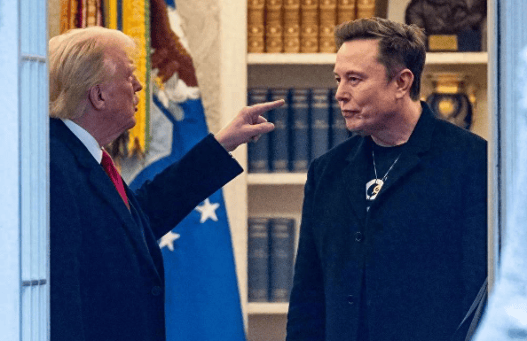 怪不得马斯克有恃无恐，特朗普查了一个多月，承认自己小看了对方