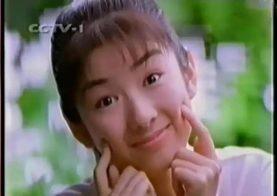 黄奕凭颜值当艺人!妩媚又英气,曾是女扮男装赛道天花板