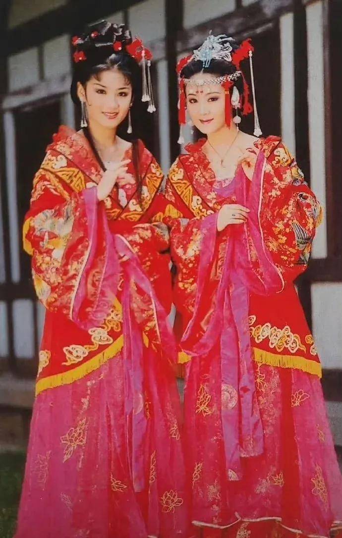 黄奕凭颜值当艺人!妩媚又英气,曾是女扮男装赛道天花板