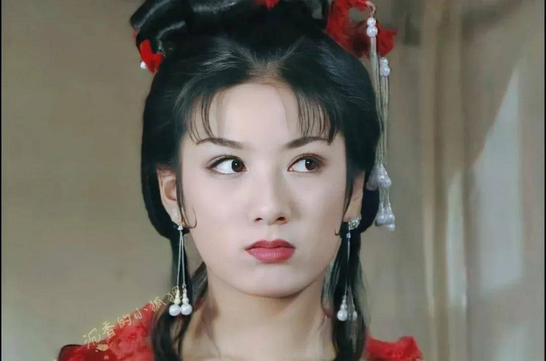 黄奕凭颜值当艺人!妩媚又英气,曾是女扮男装赛道天花板