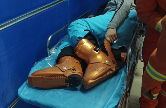 击穿眉骨、扎穿手指……这项球速达300km/h的人气运动暗藏风险！