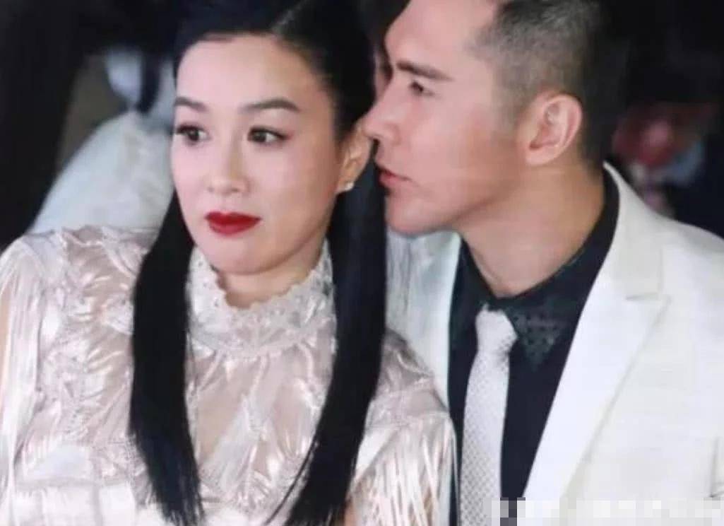 考古|张伦硕称张维伊像以前的自己 ，曾娶大11岁钟丽缇被嘲，如今成为重组家庭中教科书般的男人？