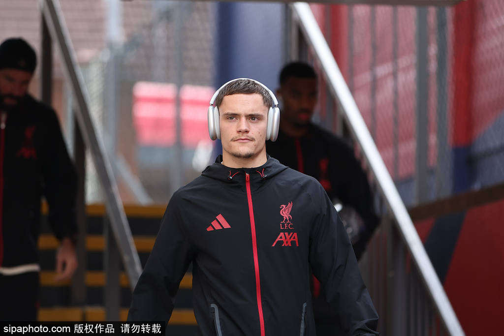 观战台:巴萨火拼巴黎+皇马远征 拜仁冲击开局九连胜