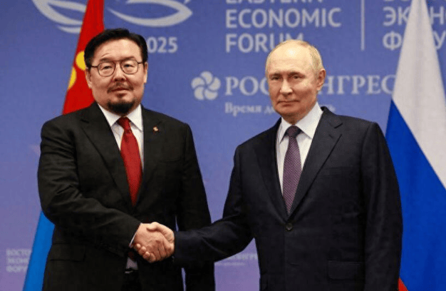 蒙古最高层激烈内斗,结果两败俱伤,沉默72小时,总统亲自力排众议,不能再这样乱下去了!